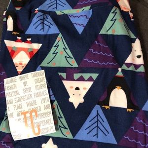 LuLaRoe TC Christmas Blue Triangle BNWT